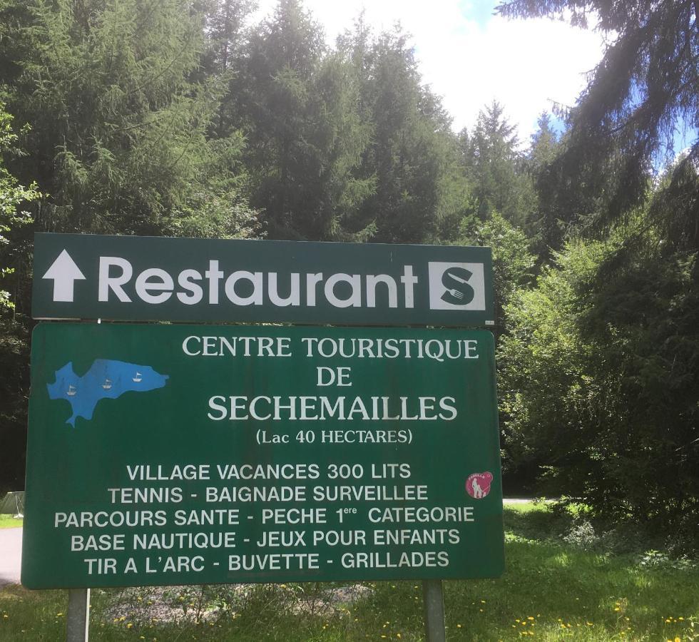 Les Pipistrelles 19 - Chambre D'Hotes Meymac Esterno foto