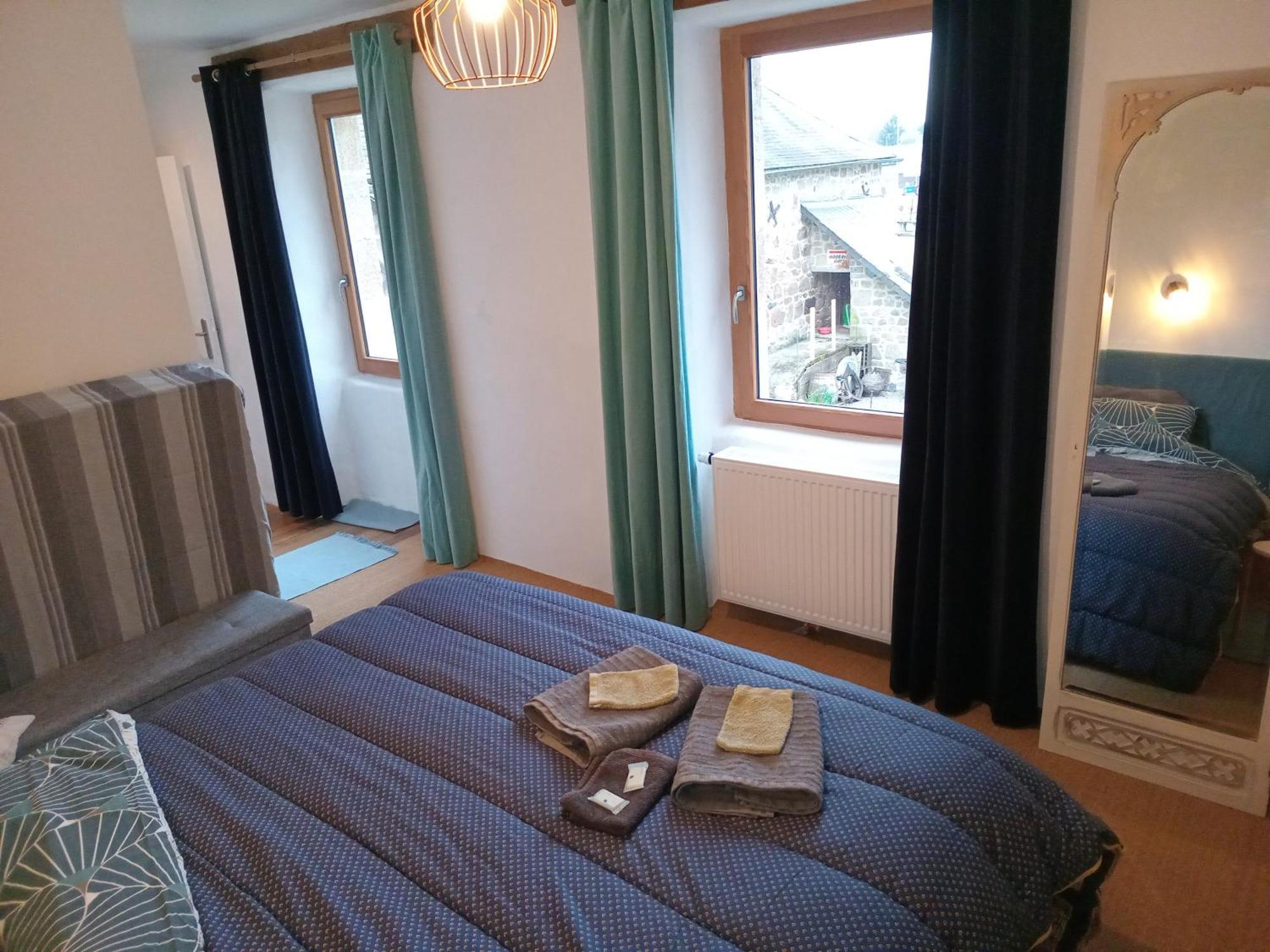 Les Pipistrelles 19 - Chambre D'Hotes Meymac Esterno foto